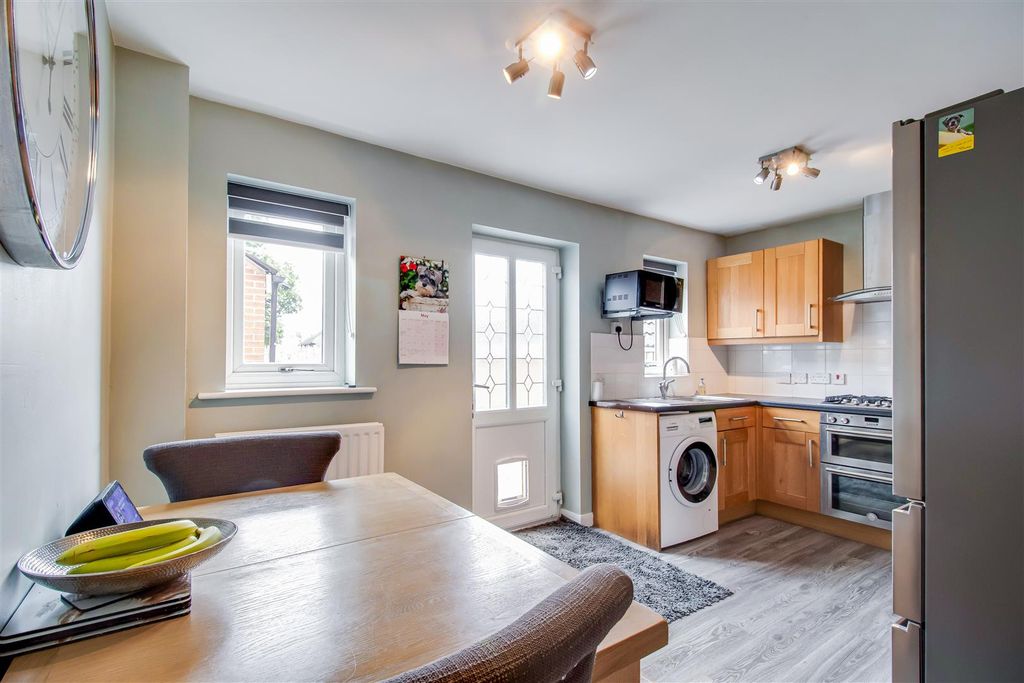 Property photo 3 of 13 Kitchen/Diner