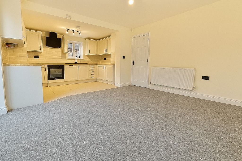 Additional image 4 of 1 bed flat for saleVicar Street, Sedgley, Dudley DY3