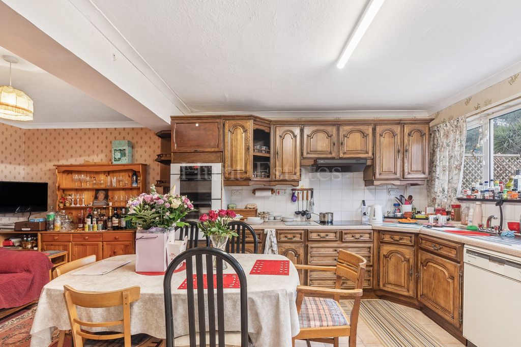 Property photo 3 of 15 Not Specified