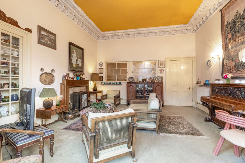 Property photo 3 of 13 Property Image 3