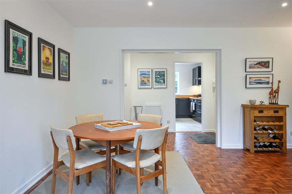 Property photo 3 of 14 Denewood,  (7).Jpg