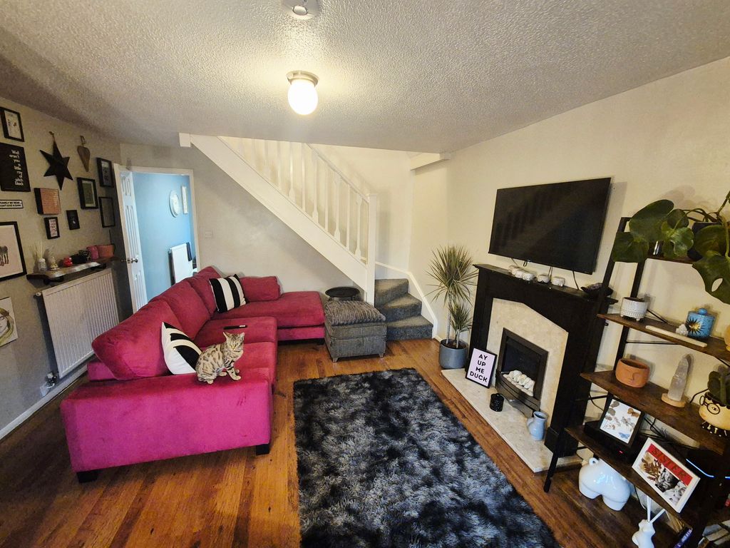 Property photo 3 of 9