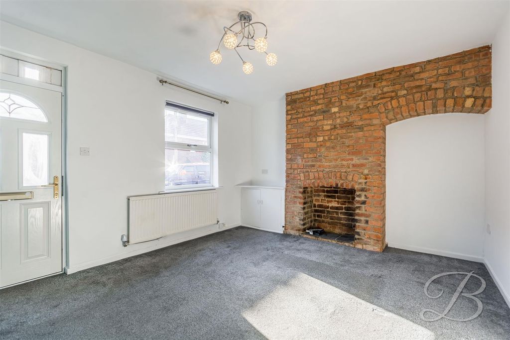 Property photo 3 of 19 6_i8Gaphxk-C0Wuuwnz_Fw.Jpg