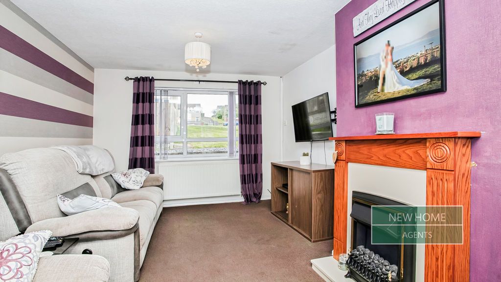 Property photo 2 of 19 Photo 9