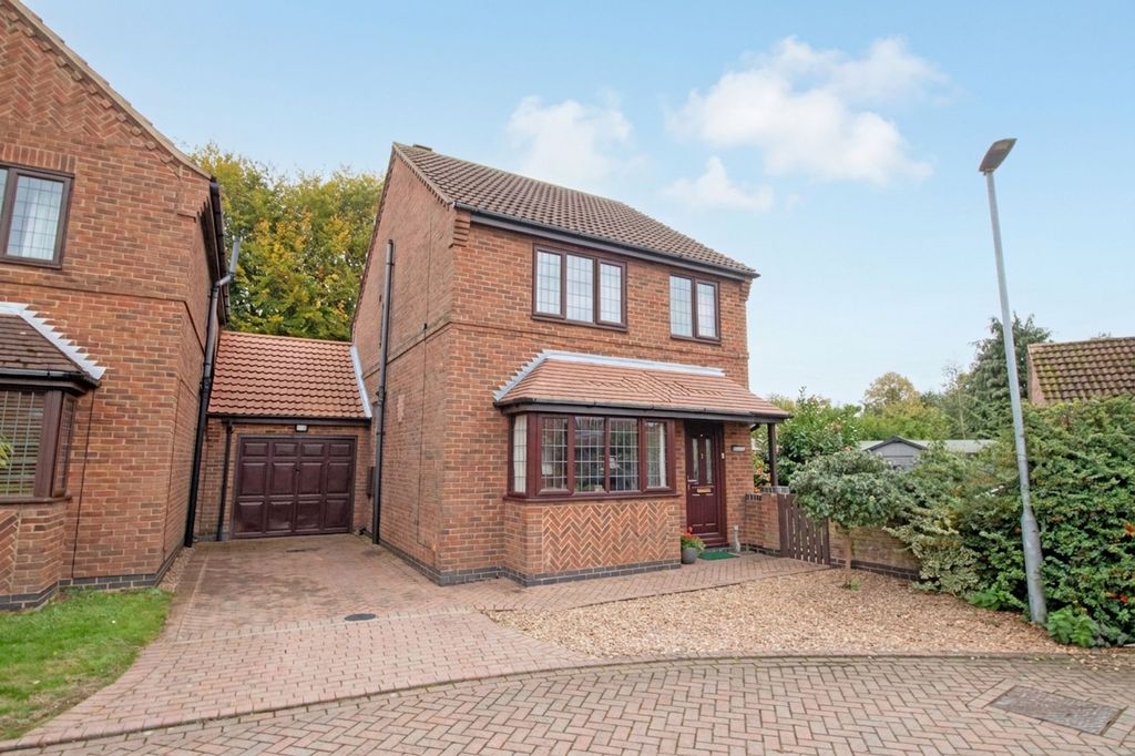 Property photo 1 of 22