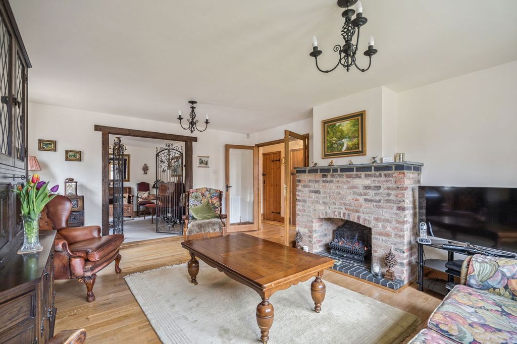 Property photo 3 of 14