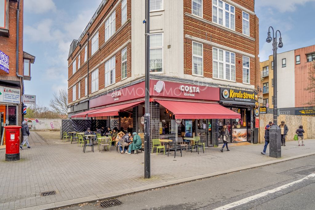 Property photo 1 of 5 Photo 5