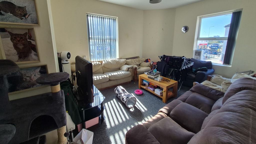 Property photo 2 of 8 Photo 2