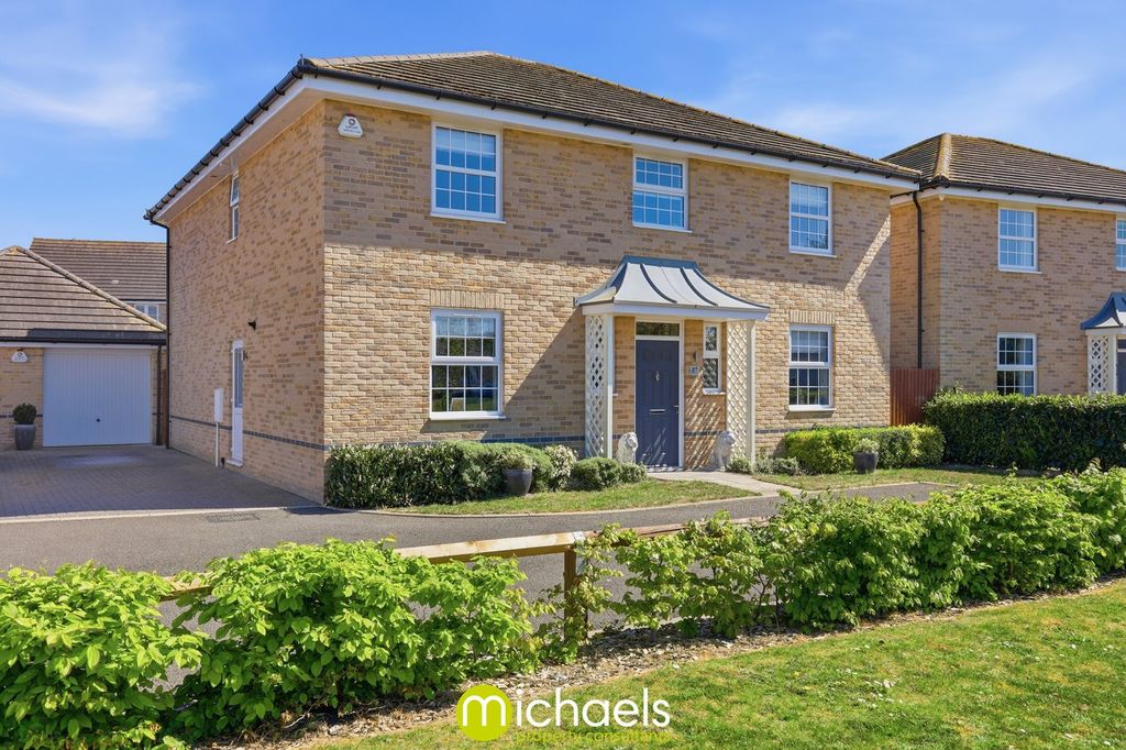 Property photo 2 of 32