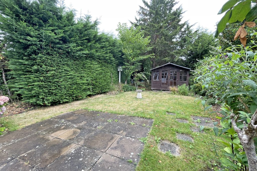 Property photo 2 of 19