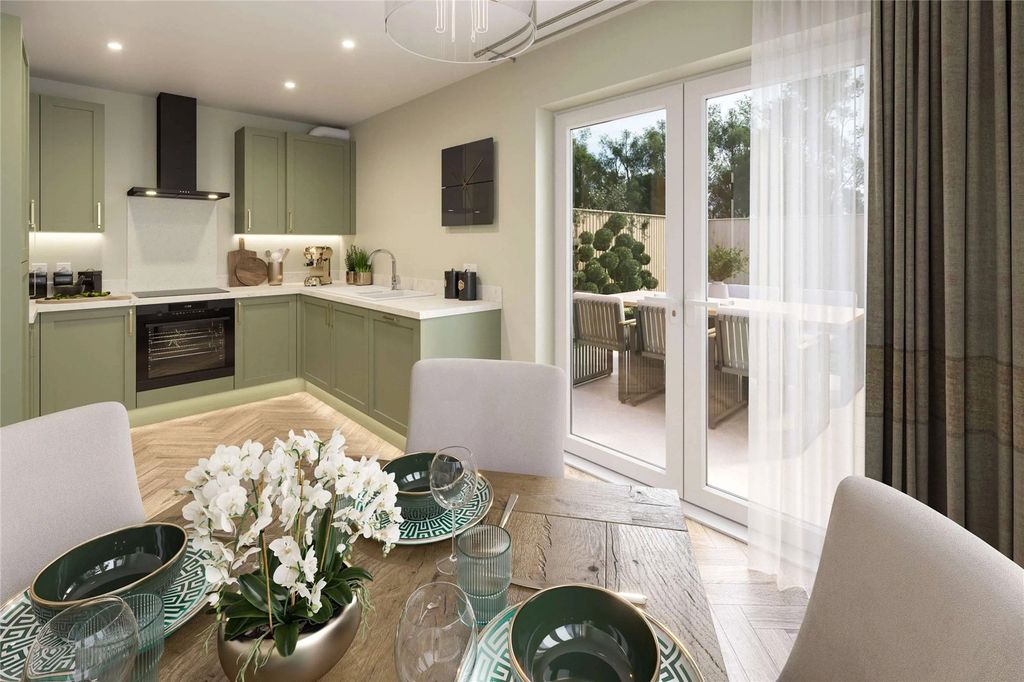 Property photo 3 of 5 Kitchen/Dining