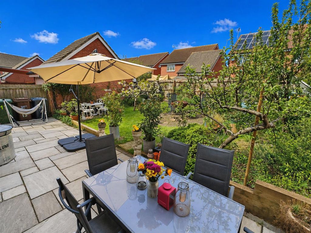 Property photo 2 of 39 Garden 1.Png