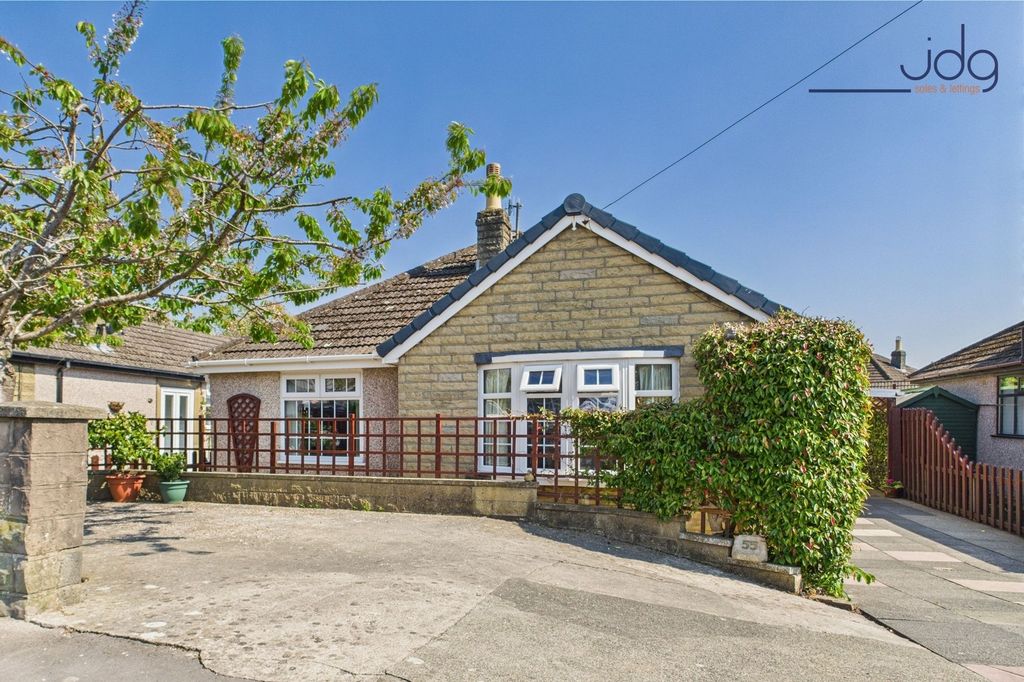 Property photo 1 of 29