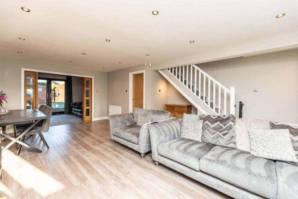 Property photo 2 of 28 5C5A0275.Jpg