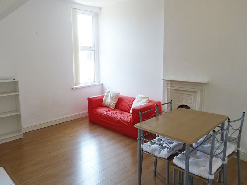 Property photo 3 of 5 1491_Img_3327218_2_A1