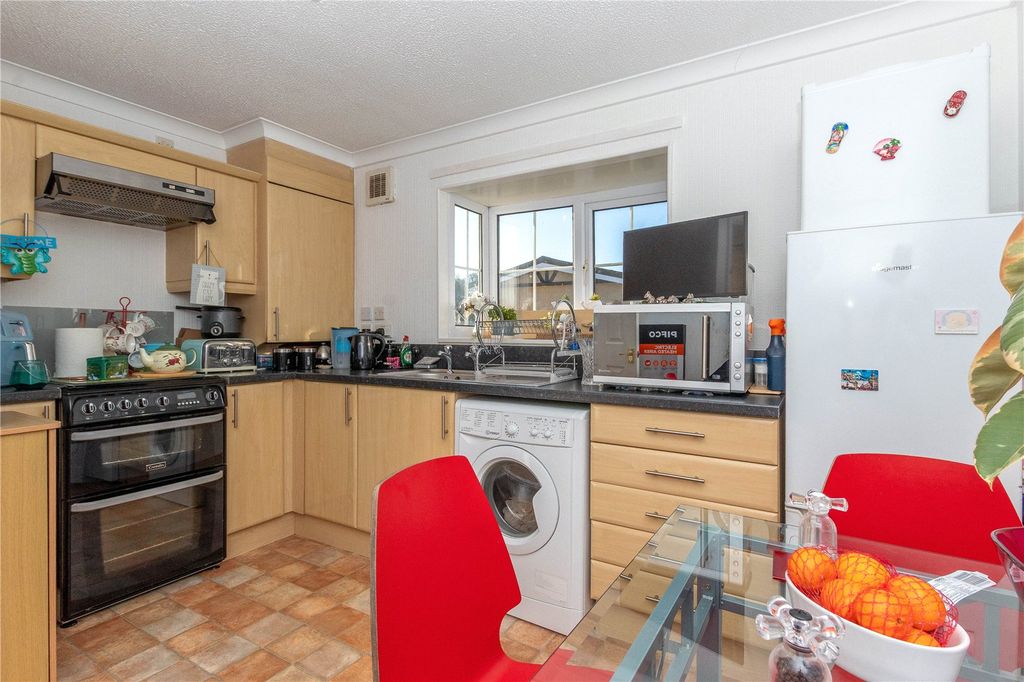 Property photo 3 of 16 Picture No. 01