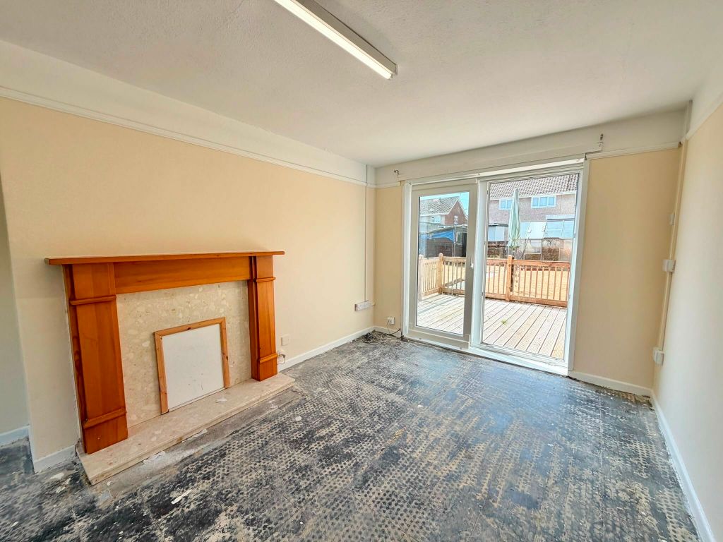 Property photo 2 of 24