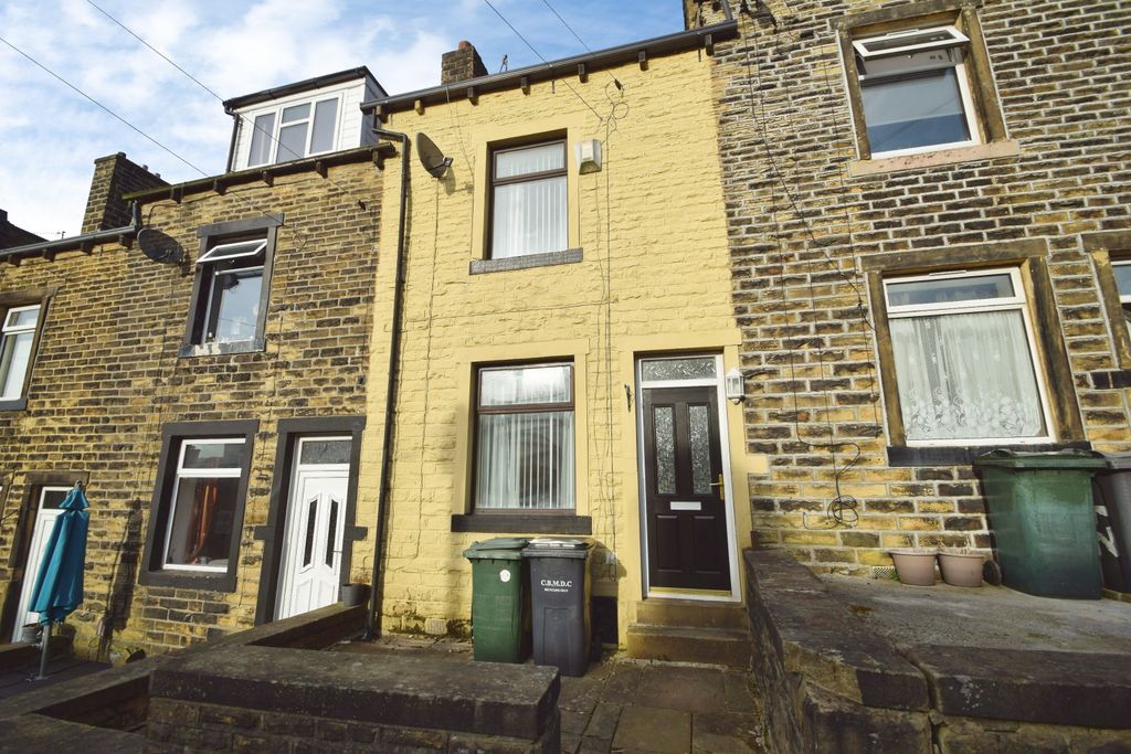 Property photo 1 of 16