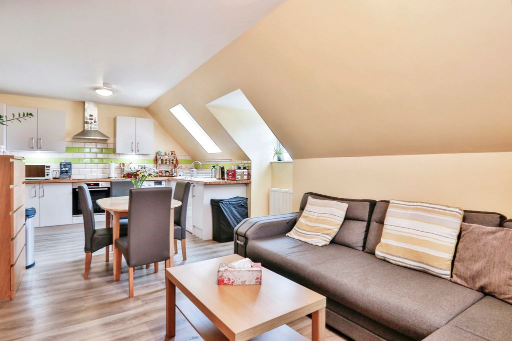 Property photo 3 of 12 Photography