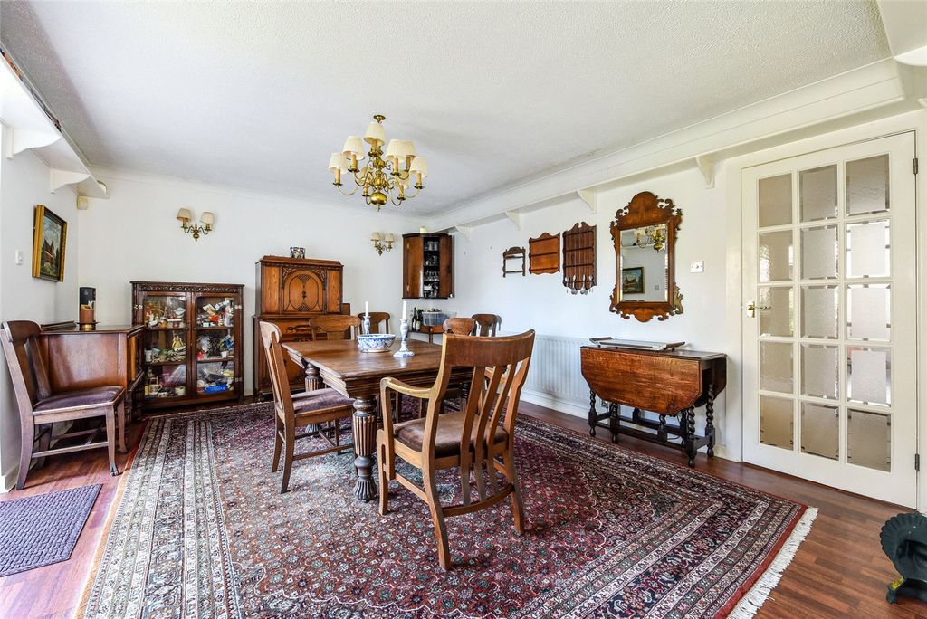 Property photo 2 of 15 Dining Room