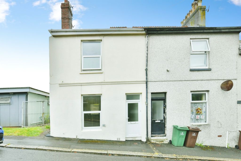 Property photo 1 of 20