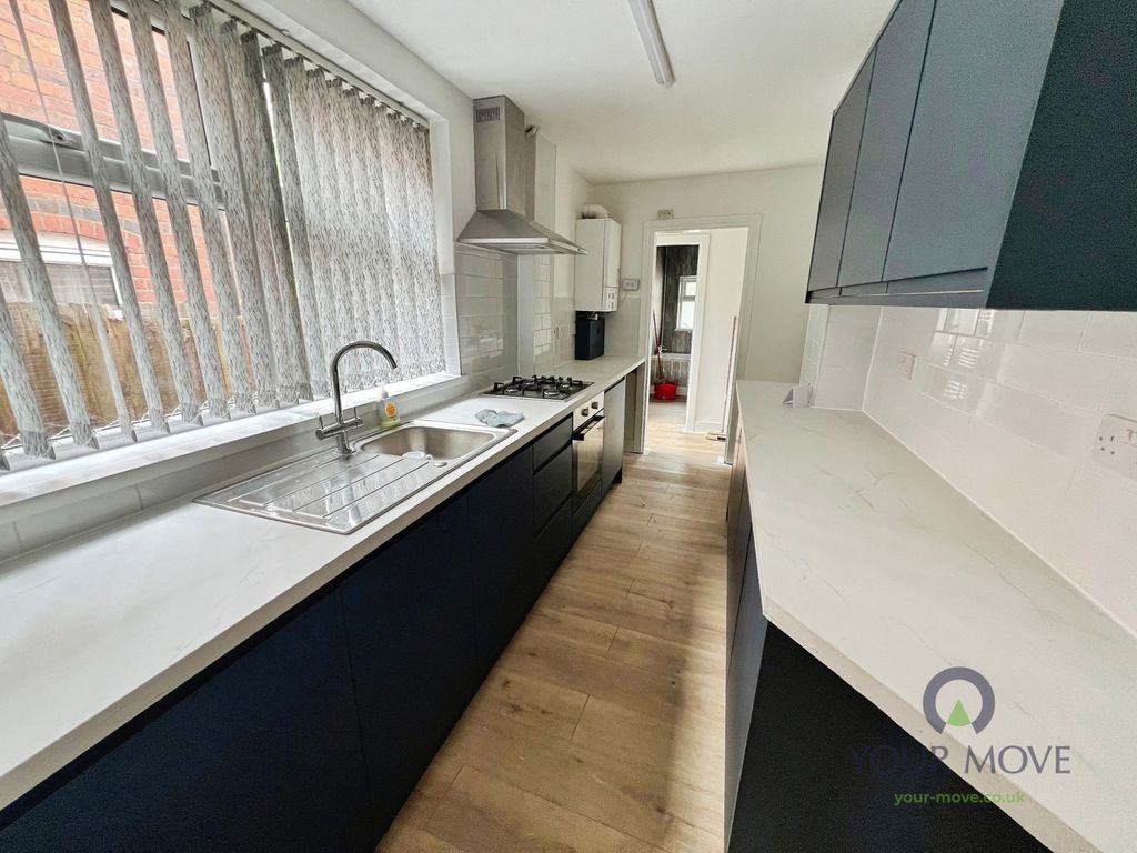 Property photo 3 of 10 Pbox-Img.Jpg