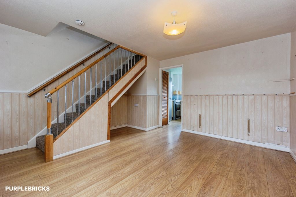 Property photo 2 of 24