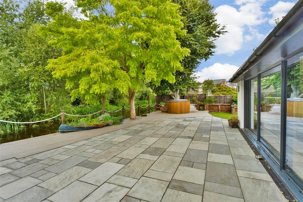 Property photo 2 of 29 Rear Garden