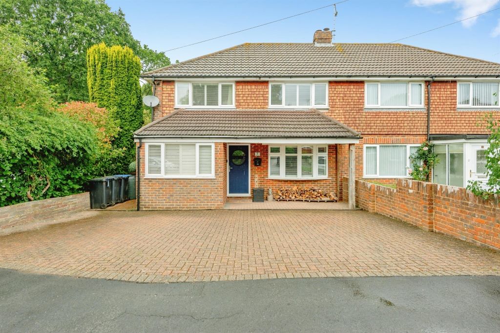 Property photo 1 of 23