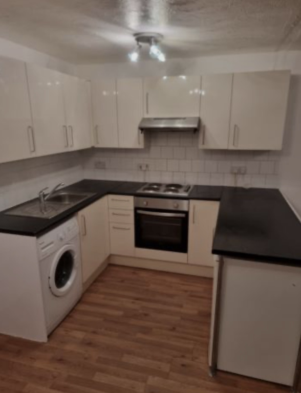 Property photo 1 of 4