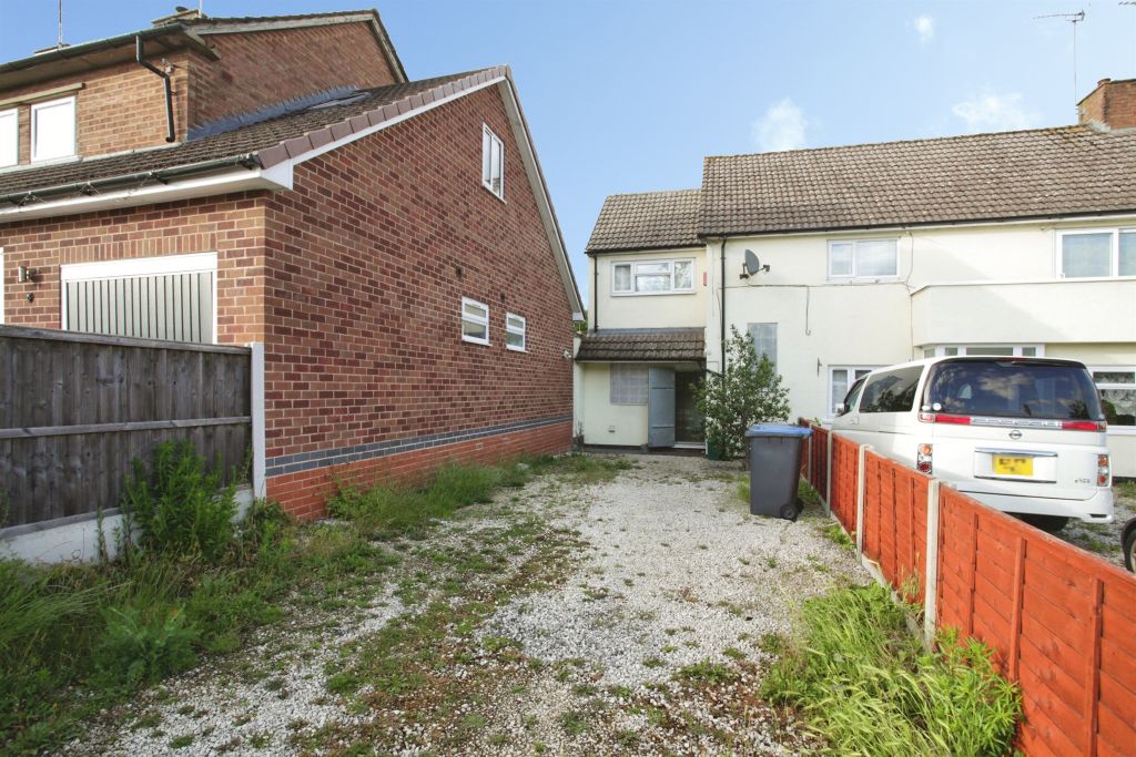 Property photo 2 of 19