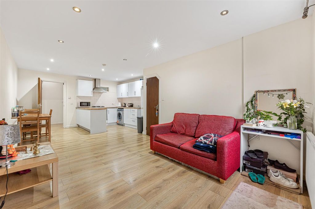 Property photo 2 of 15 2