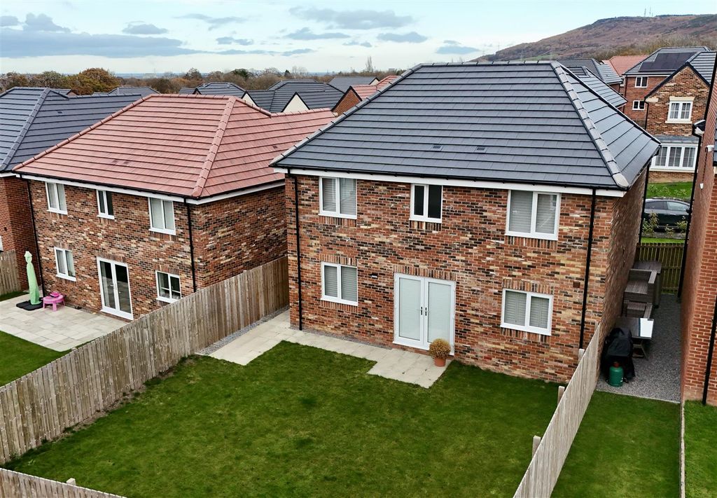 Property photo 2 of 20 Rear