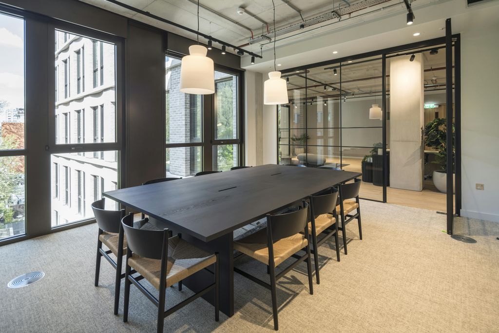 Property photo 3 of 30 Fit-Out