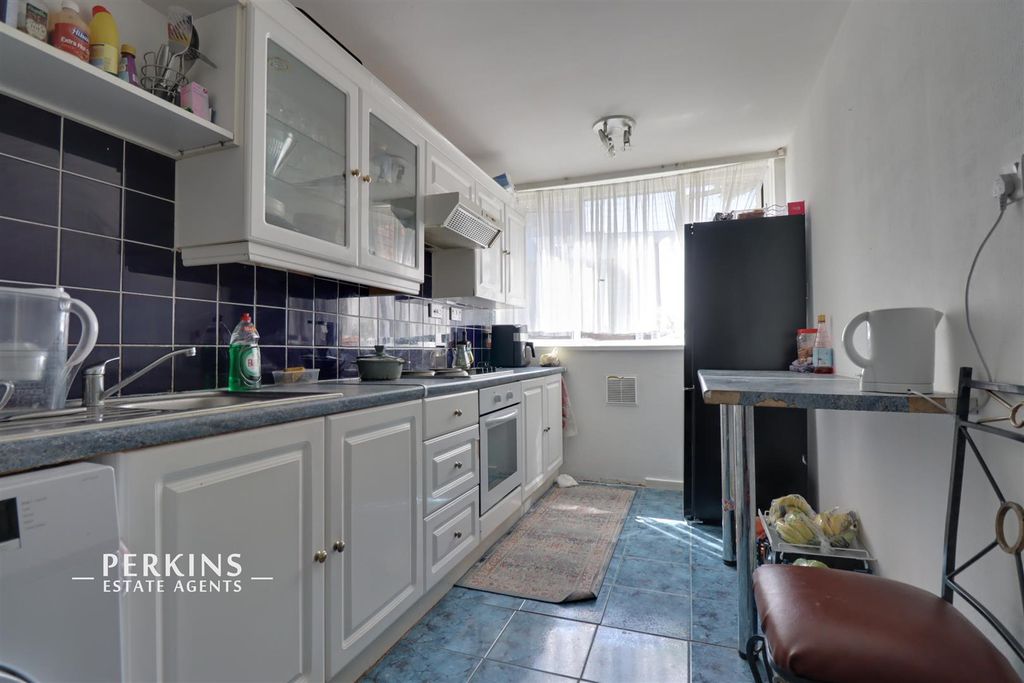 Property photo 2 of 5 Kitchen.Jpg