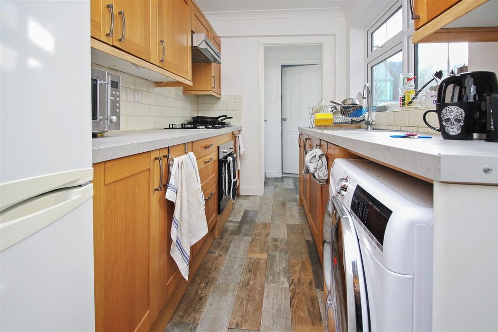 Property photo 3 of 11 Picture 3