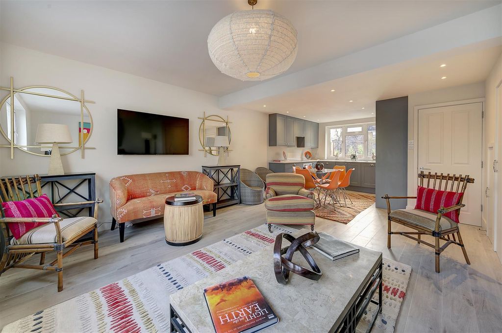 Property photo 1 of 10 Reception Room