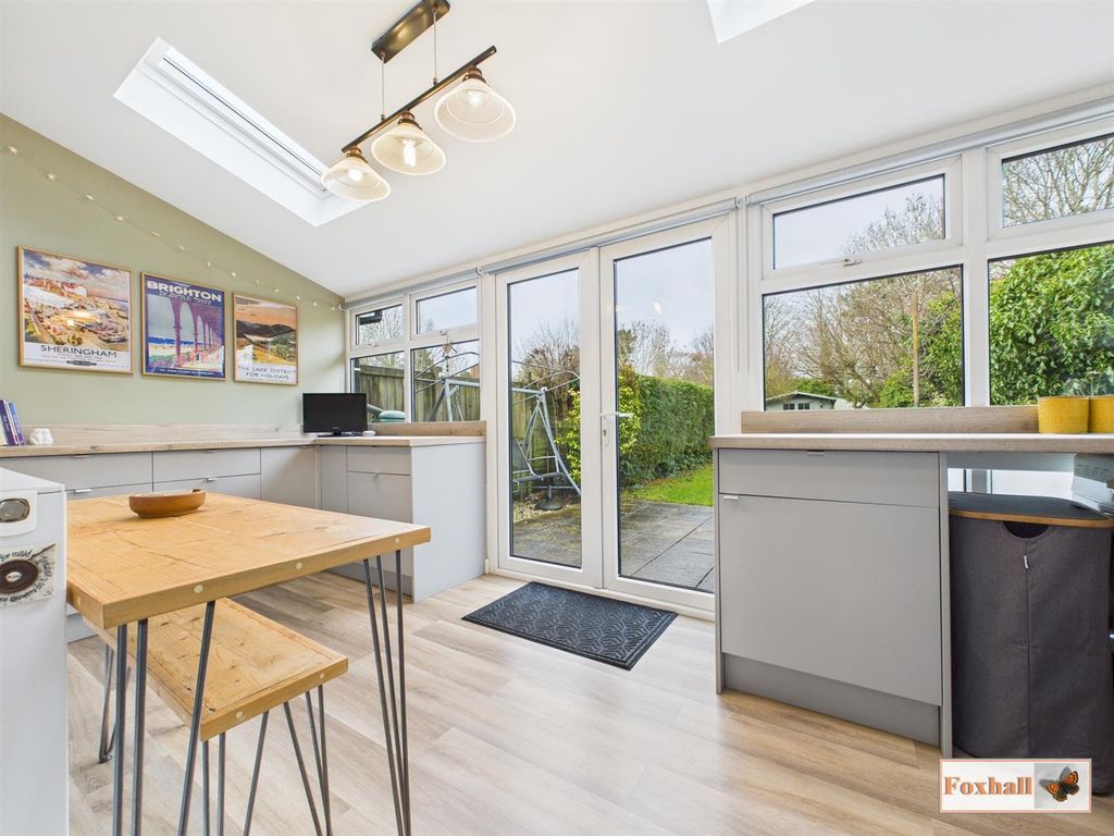 Property photo 2 of 24 Sunroom/Kitchen/Breakfast Room