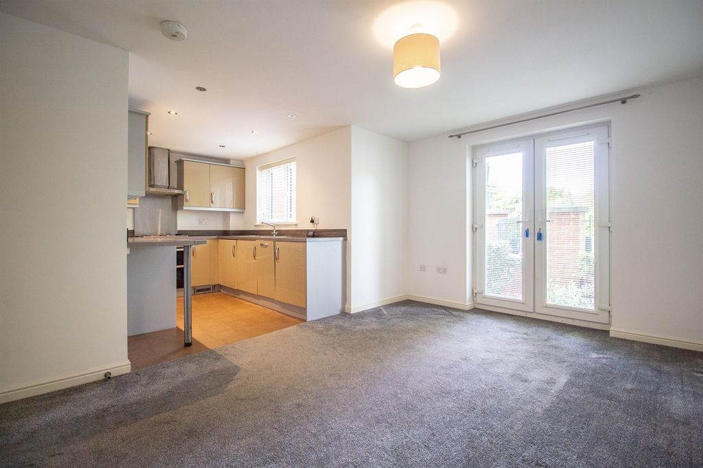 Property photo 1 of 28 Living Kitchen