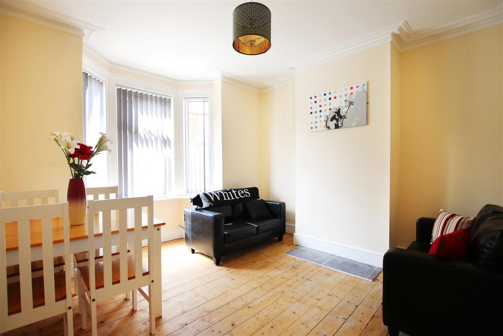 Property photo 2 of 12 Img_9981.Jpg