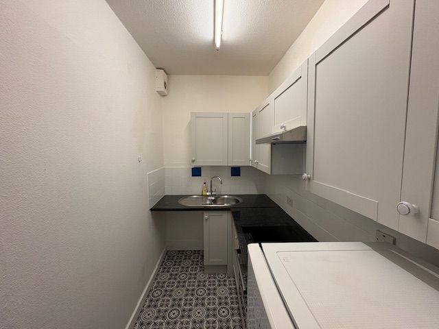 Property photo 2 of 7 Photo 2