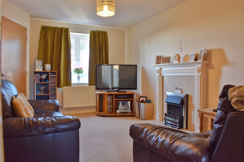 Property photo 2 of 9 Photo 8