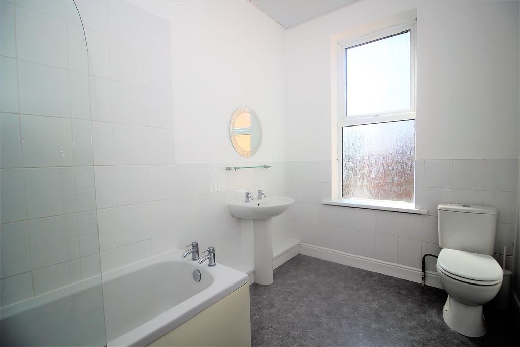 Property photo 3 of 12 Img_3620.Jpg
