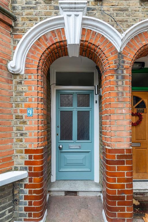 Property photo 3 of 20