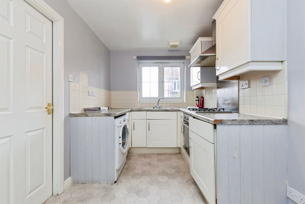 Property photo 3 of 13