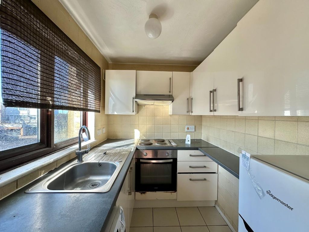 Property photo 2 of 10 Img_1981.Jpg