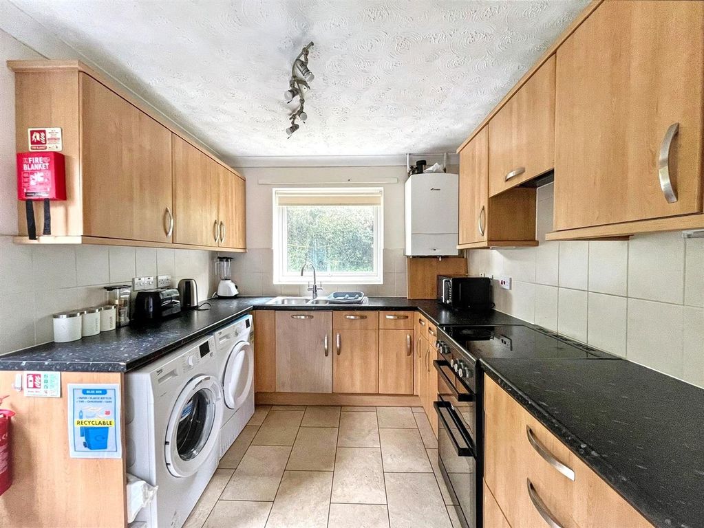 Property photo 2 of 11 c3Efd408d80c4190837Fb86Efab2c9Ea.Jpg