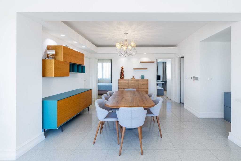 Property photo 3 of 30