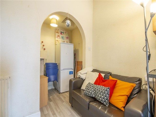 Property photo 3 of 10 Photo 3