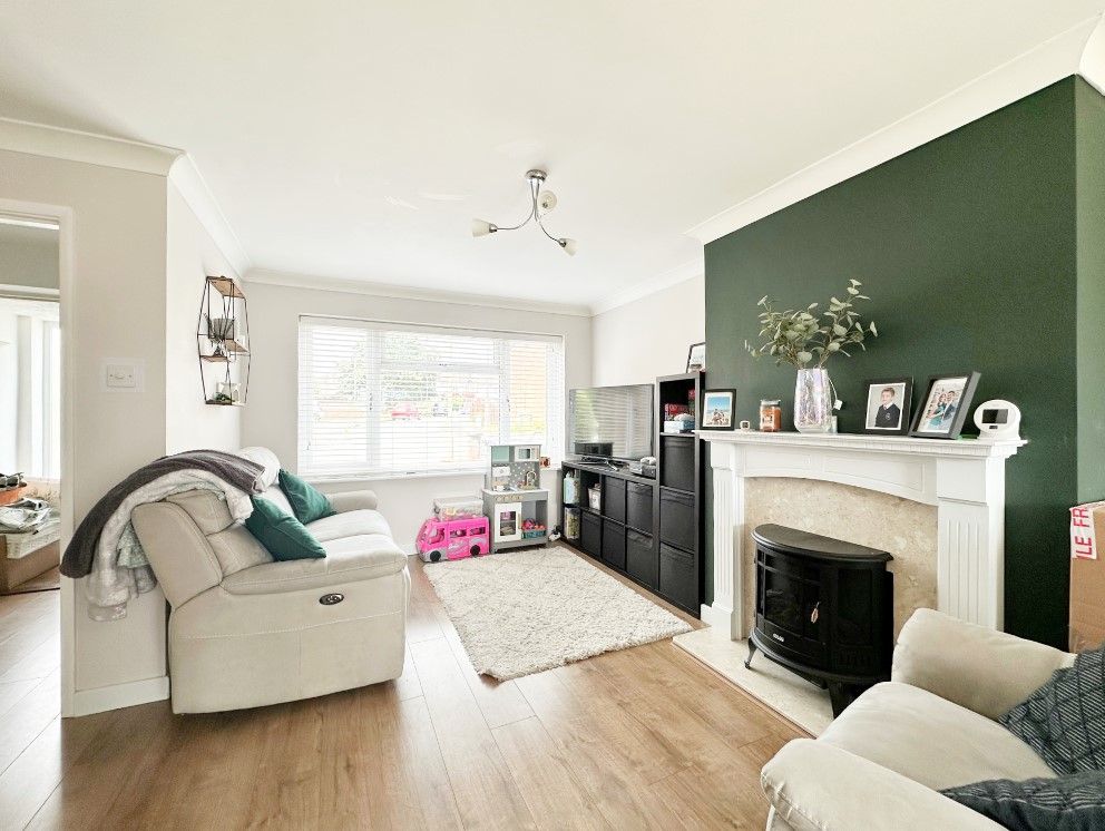 Property photo 2 of 11